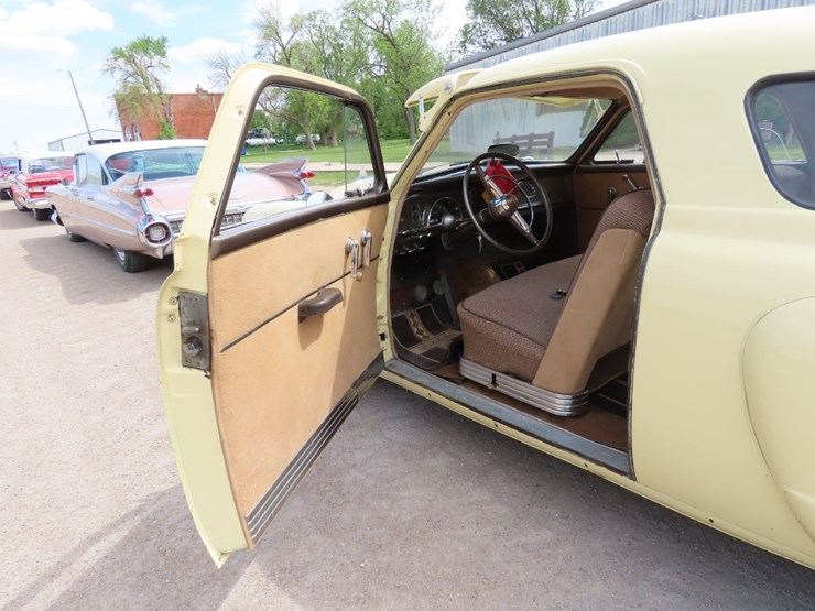 1950-studebaker-champion-coupe-image-11