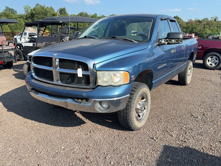 2003-dodge-2500-image-1