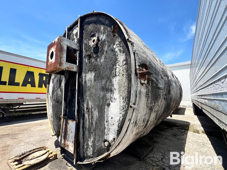 15,000-gallon-(approx.)-steel-liquid-feed-storage-tank-image-3