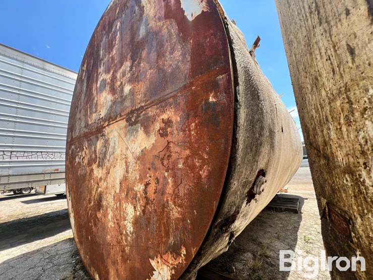 15,000-gallon-(approx.)-steel-liquid-feed-storage-tank-image-6
