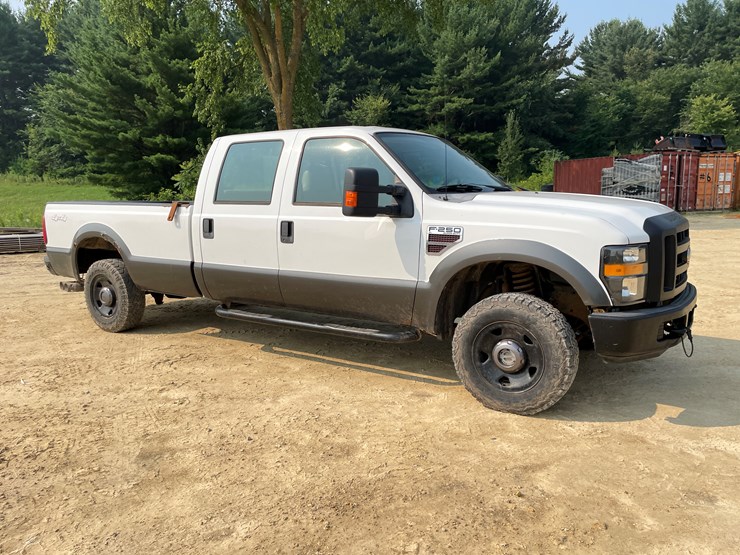 2008-ford-f250-xl-image-3
