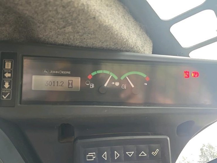 2018-deere-333g-image-44