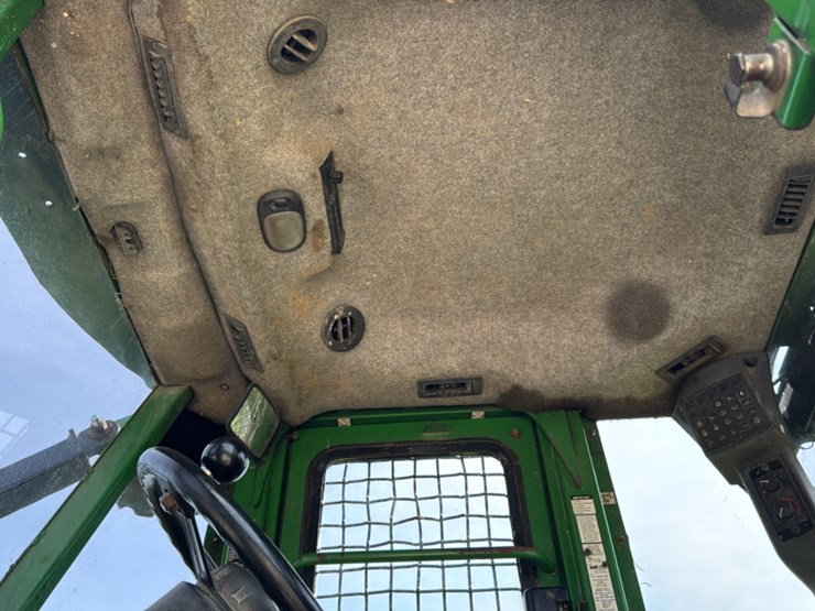 2010-john-deere-2010-image-53