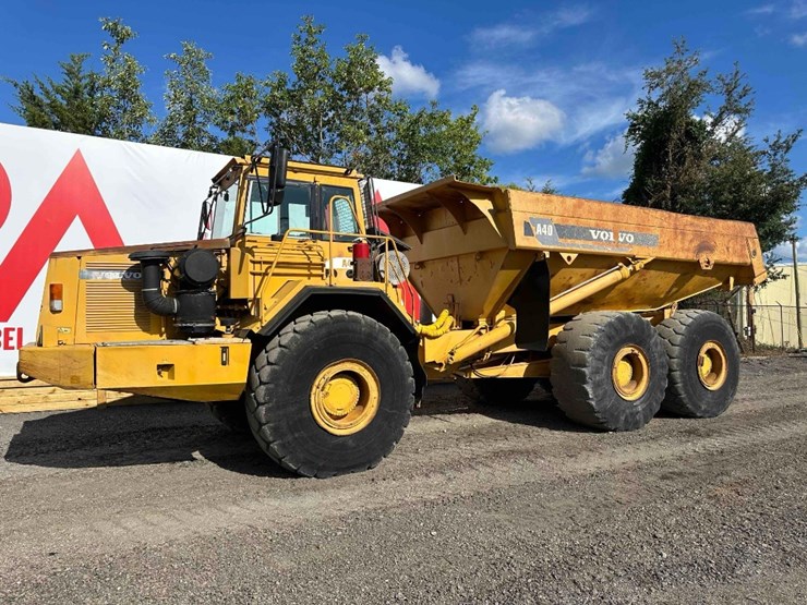 1998-volvo-a40-image-2