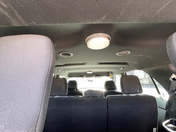 2018-ford-explorer-image-97