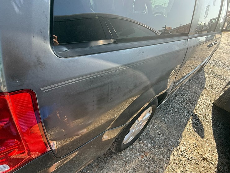 2006-dodge-grand-caravan-image-28