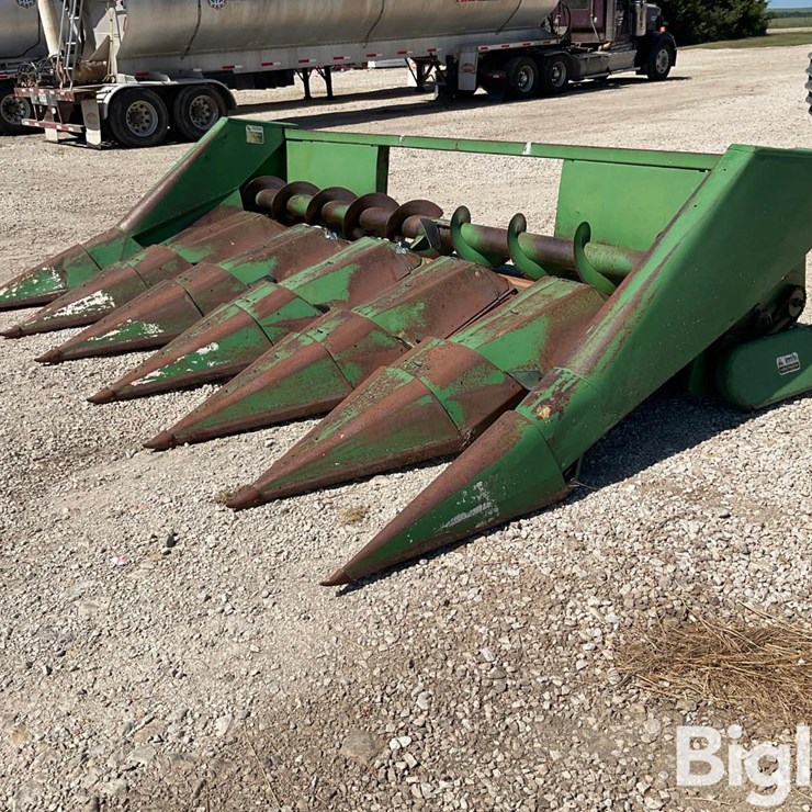 1975 JOHN DEERE 643