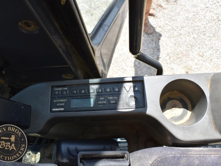 2014-komatsu-pc360-lc-10-image-95