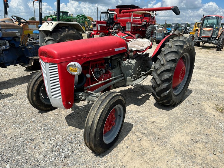 massey-ferguson-30-image-1