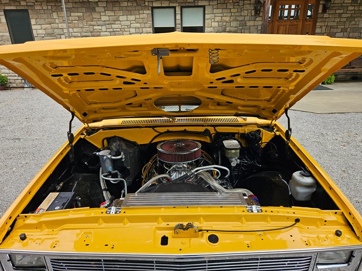 1984-chevrolet-c10-image-41