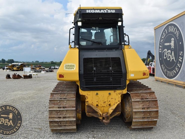 2015-komatsu-d61exi-23-image-4