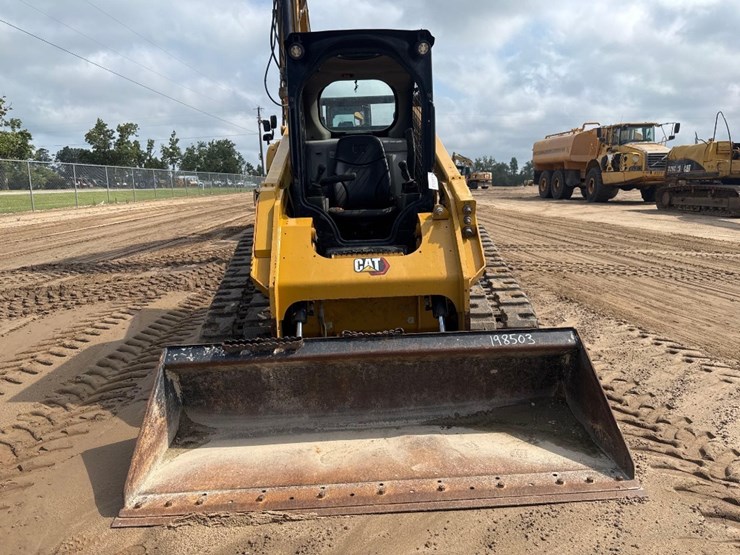 2020-caterpillar-289d3-image-3