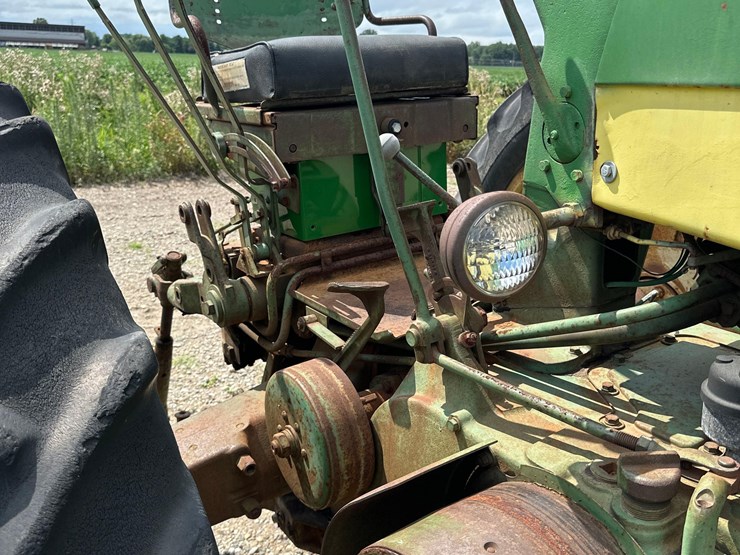 john-deere-630-image-14
