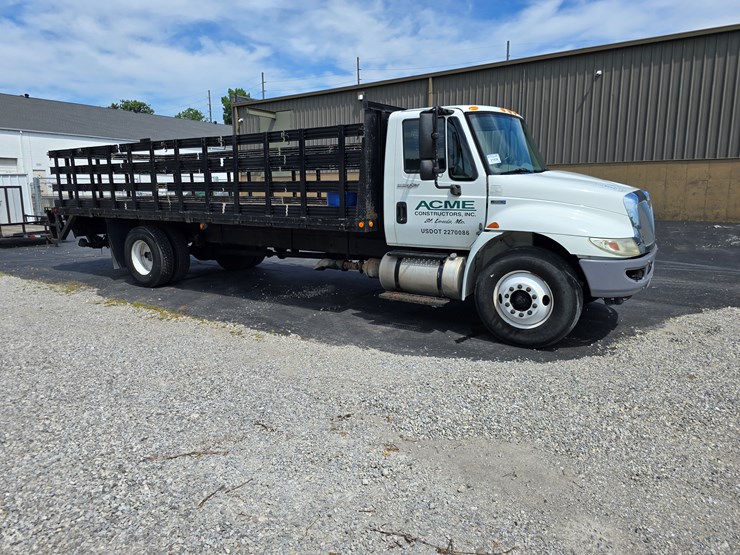 2012-international-durastar-4300-image-41