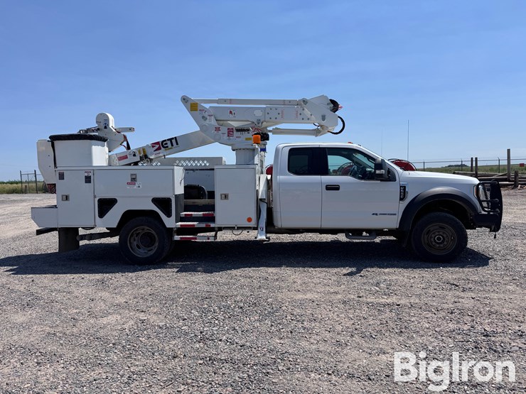2017-ford-f550-image-4