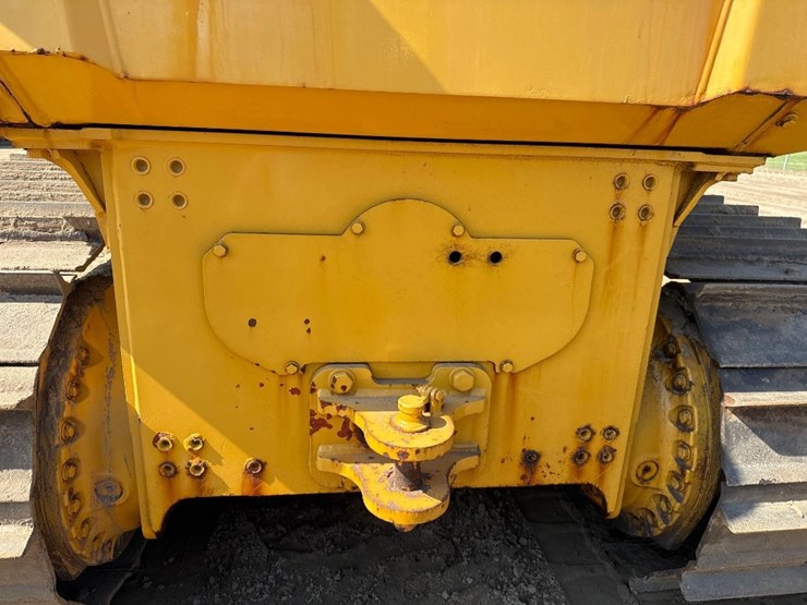 deere-700k-lgp-image-17