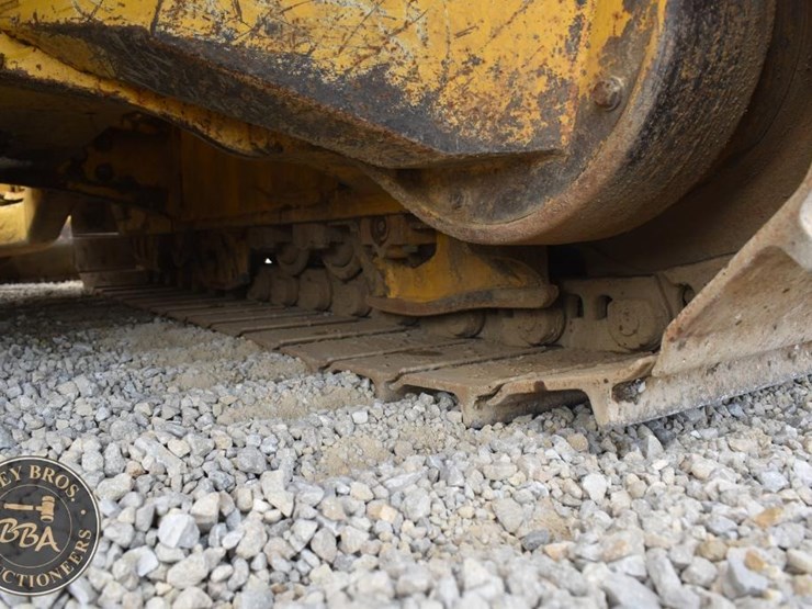 2014-komatsu-d39pxi-23-image-49
