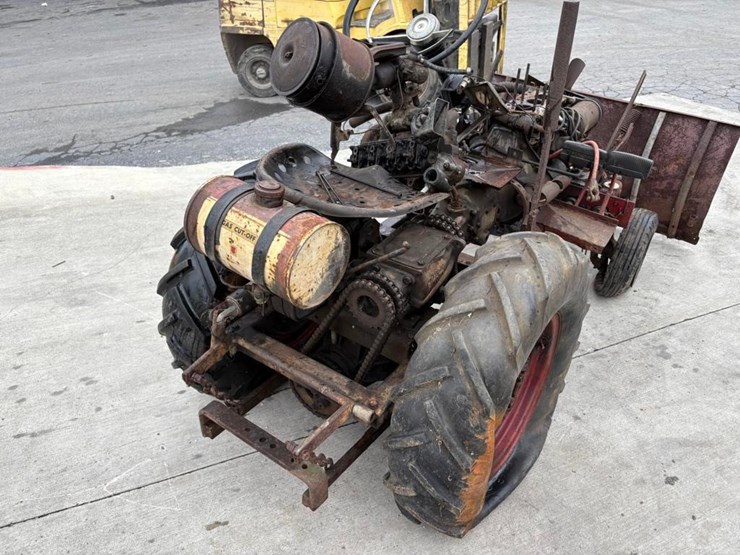 morris-minor-tractor-image-7