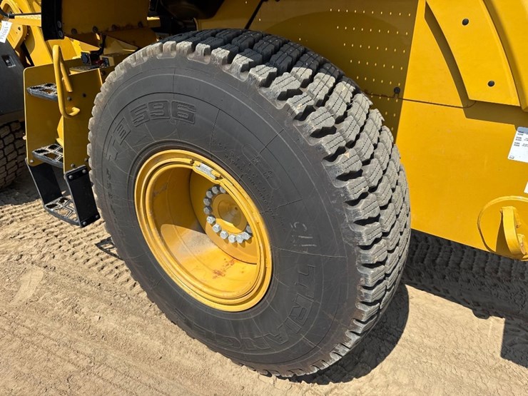 caterpillar-926m-image-16