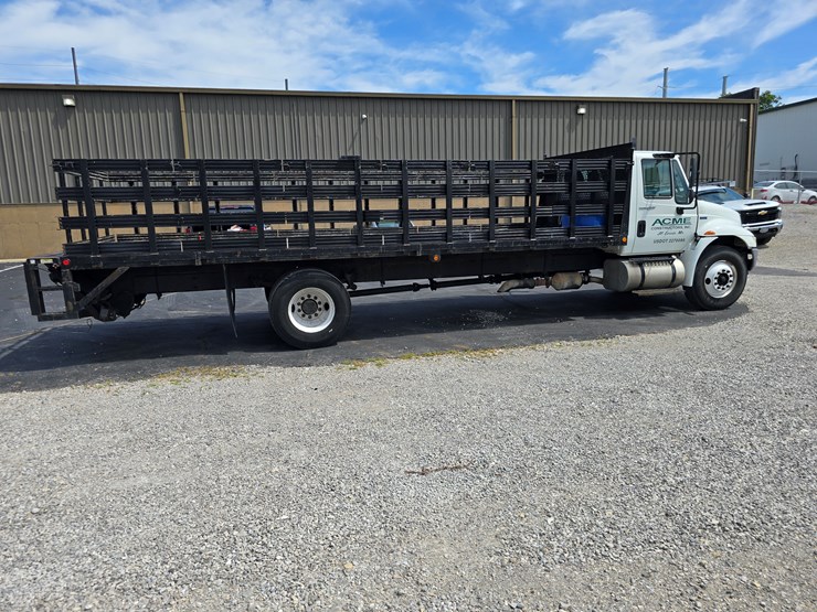 2012-international-durastar-4300-image-32