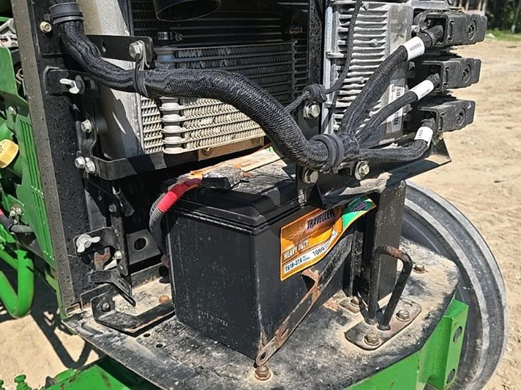 2015-john-deere-5065e-image-65