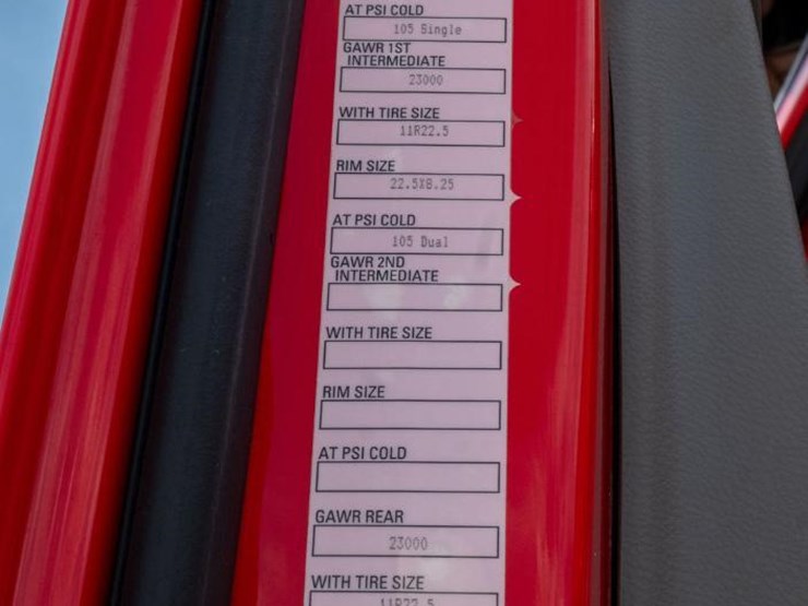 2018-kenworth-t880-image-109