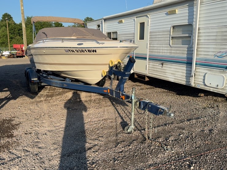 #3058-•-1994-20'-sea-ray-signature-select-200-boat-image-3