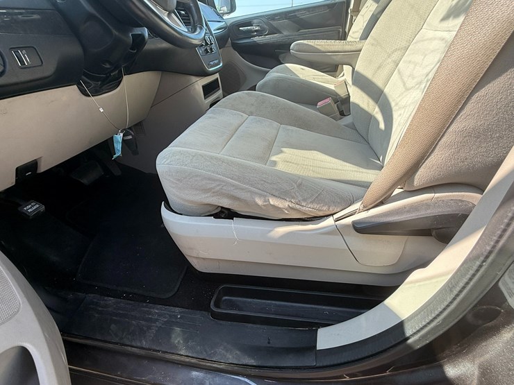 2006-dodge-grand-caravan-image-56