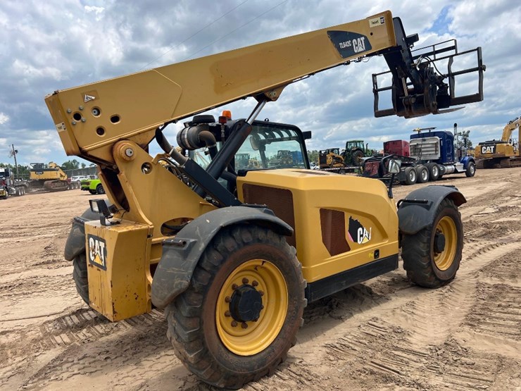 2016-caterpillar-tl642c-image-4