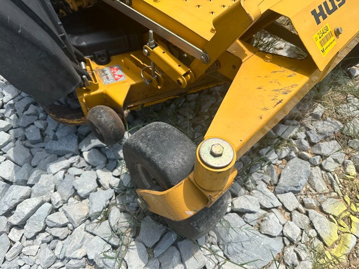 #15-•-hustler-raptor-sd-zero-turn-mower-17020368-inv#:-25450-image-13