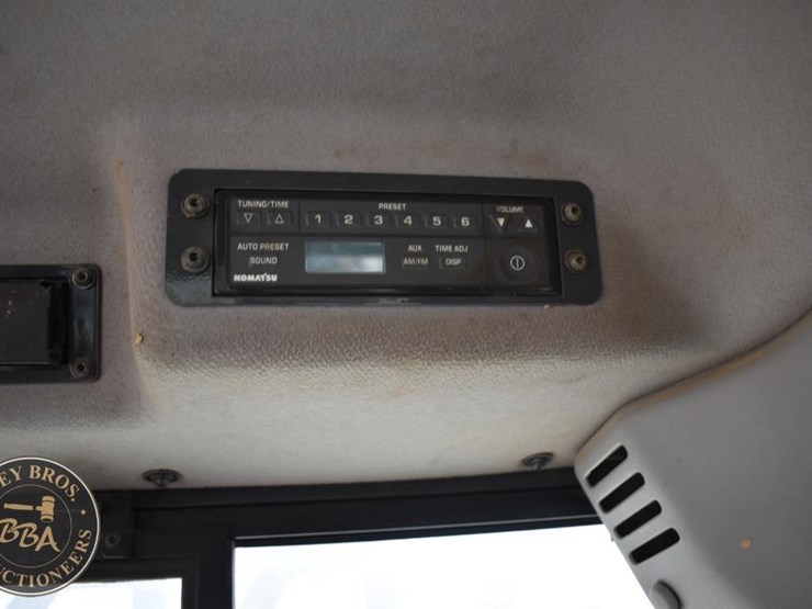 2014-komatsu-d39pxi-23-image-69