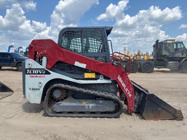 2023-takeuchi-tl10v2-image-5