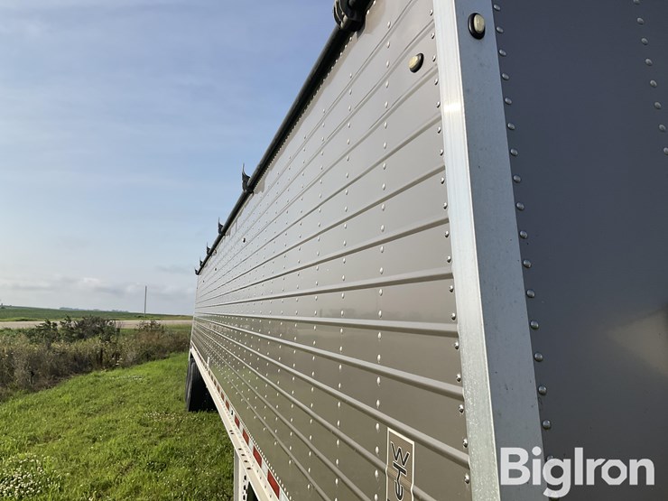 2015-wilson-43'-x-96"-image-17