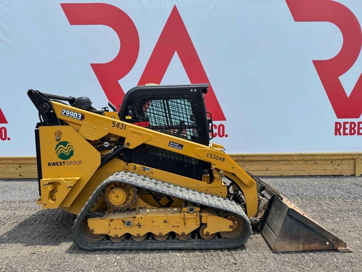 2022-caterpillar-299d3-image-4