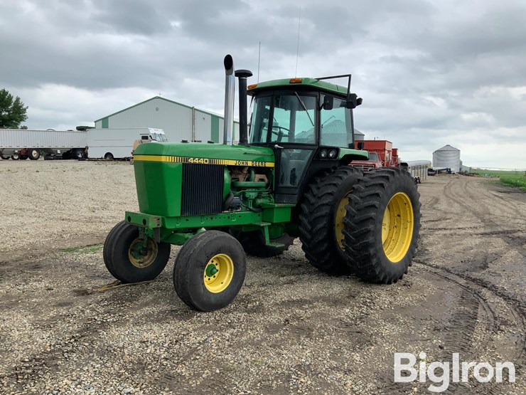 1978-john-deere-4440-image-1