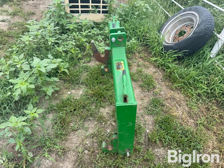 john-deere-3-pt-fast-hitch-image-2
