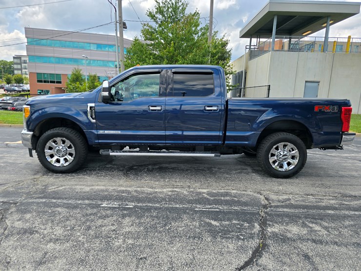 2017-ford-f350-image-9