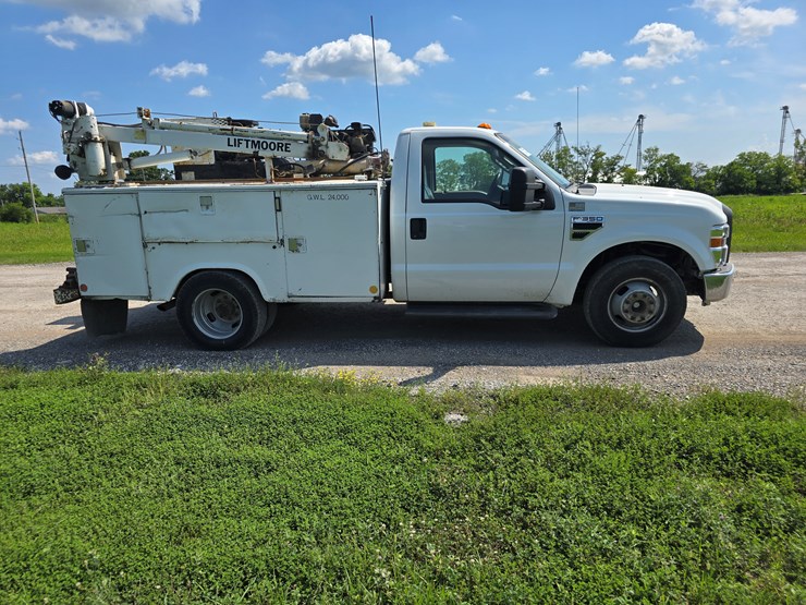 2008-ford-f350-image-39