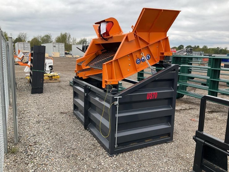 #2513-•-unused-2024-landhonor-skid-mtd-screener-image-3