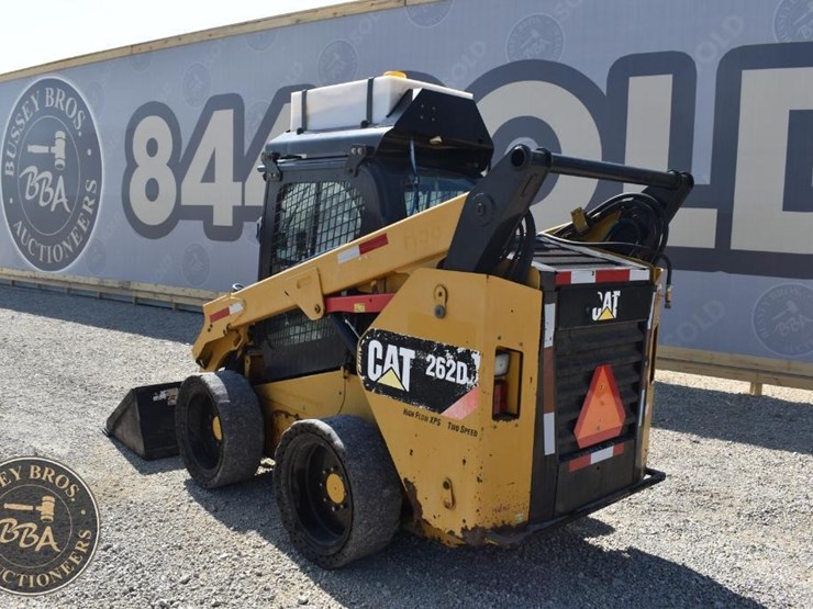 2018-caterpillar-262d-image-11