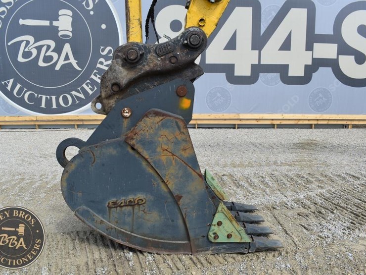 2015-komatsu-pc360-lc-11-image-18