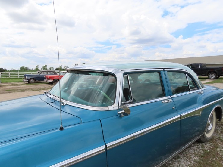 1955-chrysler-imperial-4dr-sedan-image-5