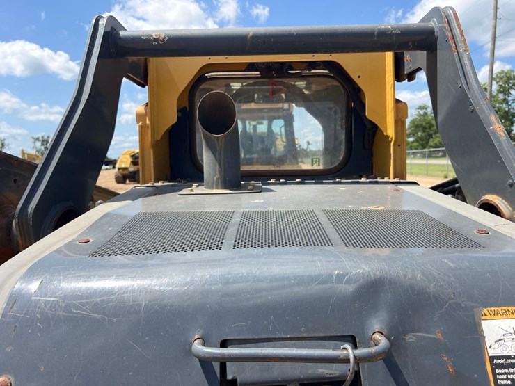 2019-deere-331g-image-22