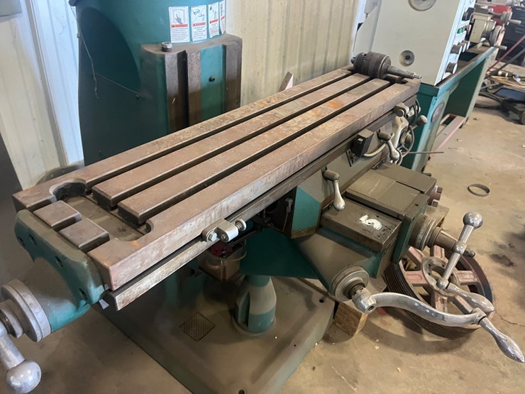 #5-•-2012-grizzly-9”-x-42”-vertical-mill-with-power-feed-image-4