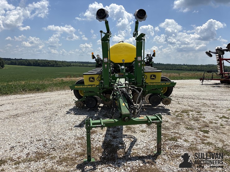 2008-john-deere-1770nt-image-2