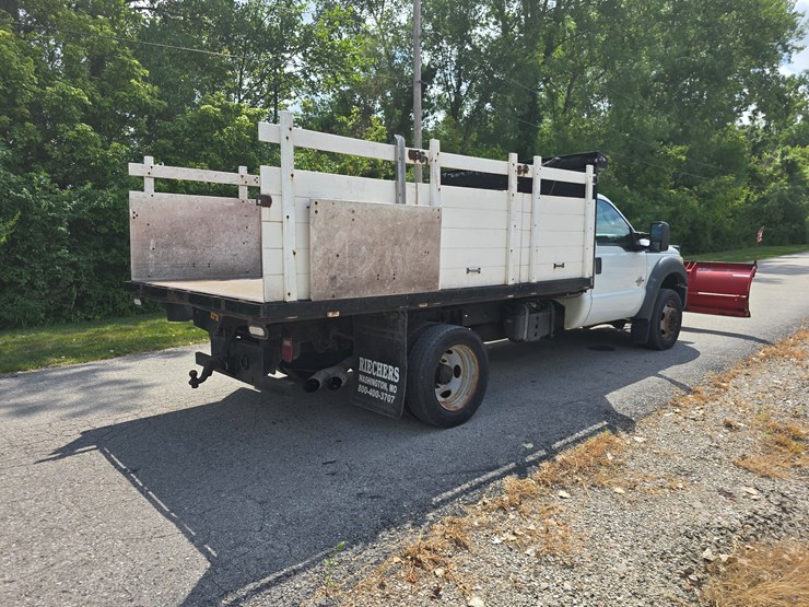 2011-ford-f550-image-31