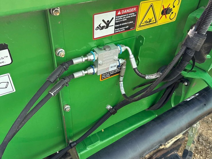 2012-john-deere-608c-image-27