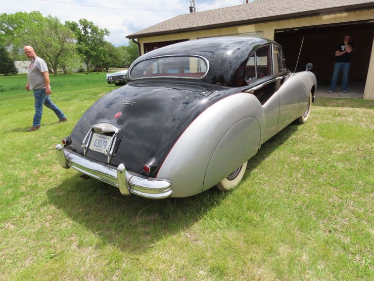 1960-jaguar-mark-ix-image-8