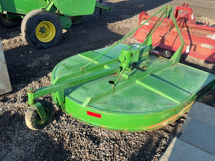 john-deere-6-image-3