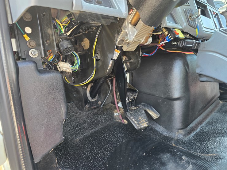2007-international-durastar-4300-image-134
